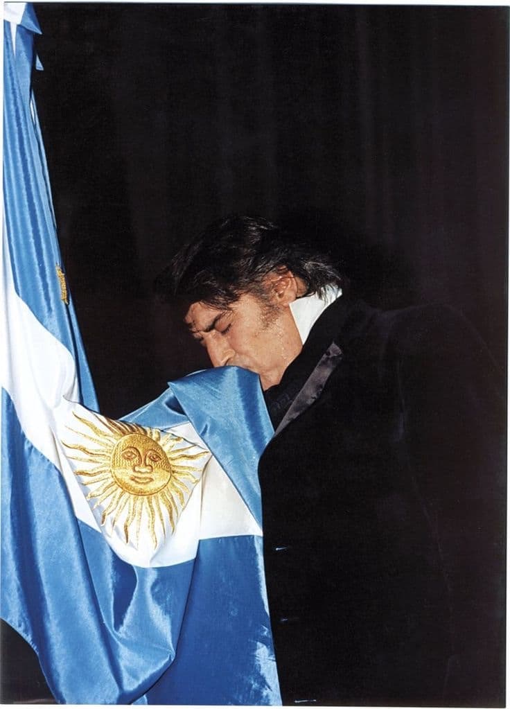 Diseño Sandro y la bandera